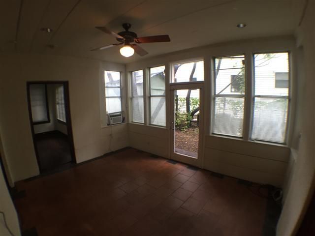 2813 Salado ST, Austin, TX 78705