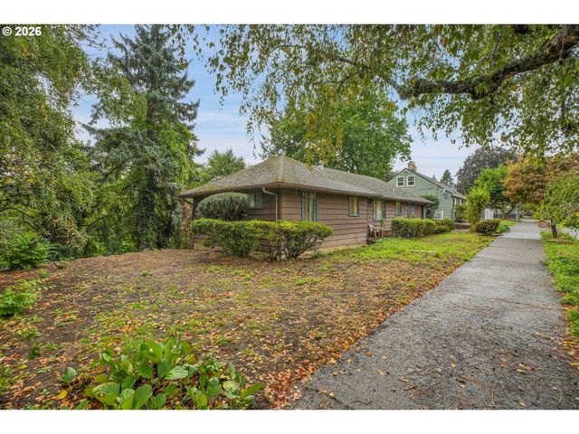 4314 Se CRYSTAL SPRINGS Blvd Se, Portland, OR 97206