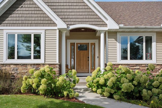 17966 Nixon Court NW, Elk River, MN 55330