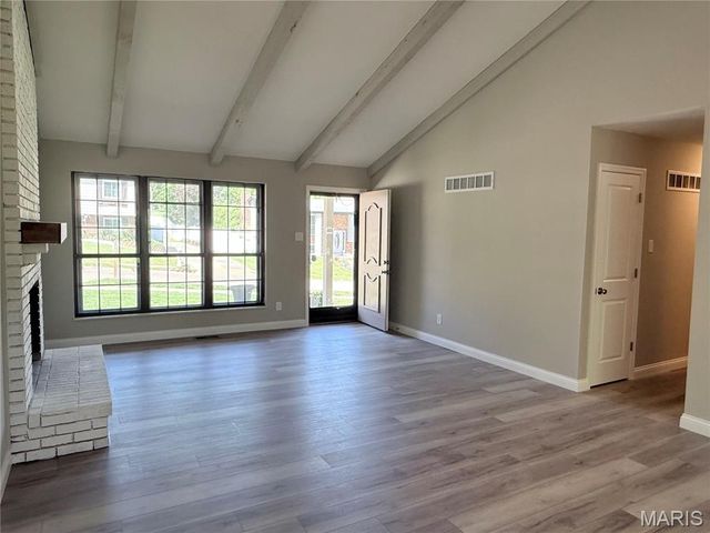 6026 Gettysburg Estates Drive, St Louis, MO 63129