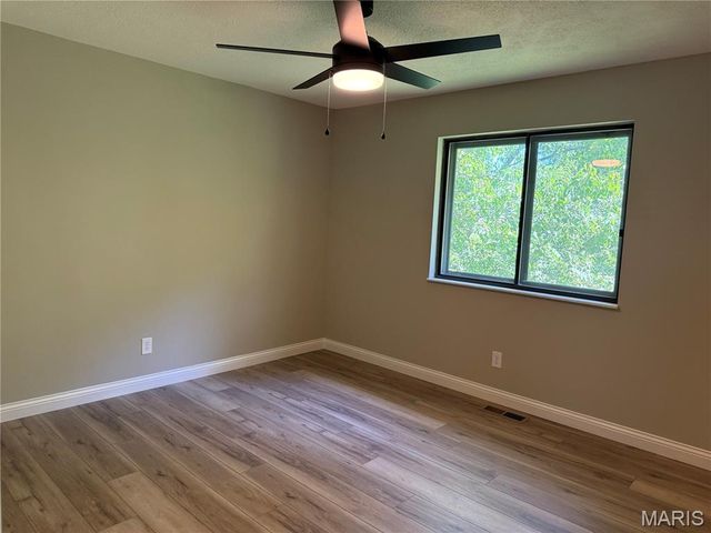 6026 Gettysburg Estates Drive, St Louis, MO 63129