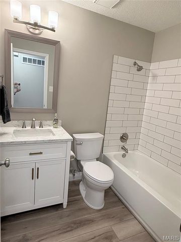 6026 Gettysburg Estates Drive, St Louis, MO 63129