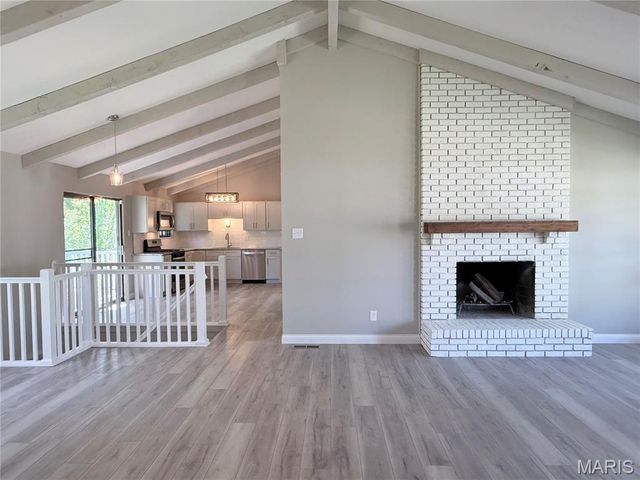 6026 Gettysburg Estates Drive, St Louis, MO 63129