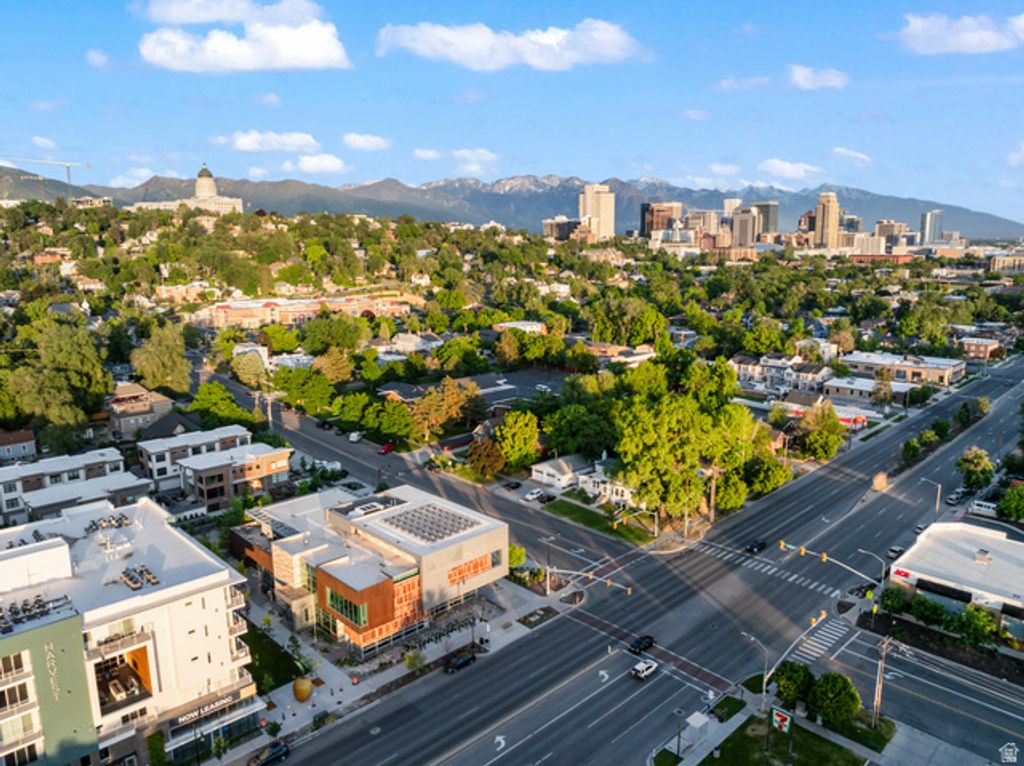 Image 17 of property listing at 765 N 400 W #301, Salt Lake City, UT 84103