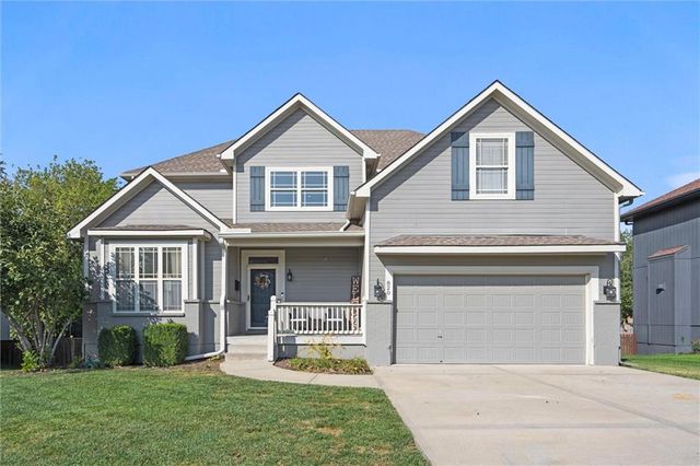 820 SW 35TH Street, Lee's Summit, MO 64082