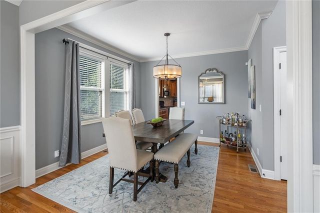 820 SW 35TH Street, Lee's Summit, MO 64082