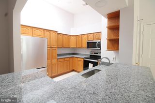 7509 ASHBY LN #N, Alexandria, VA 22315