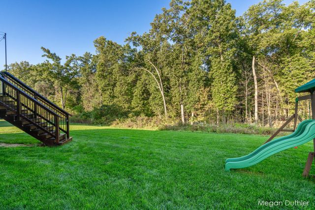 10644 Woodbushe Drive Se, Lowell Twp, MI 49331