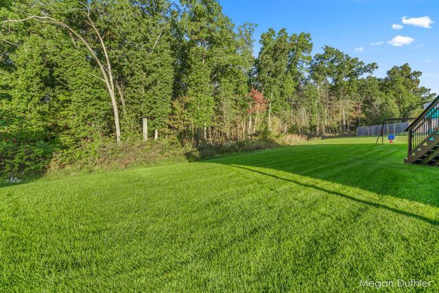 10644 Woodbushe Drive Se, Lowell Twp, MI 49331
