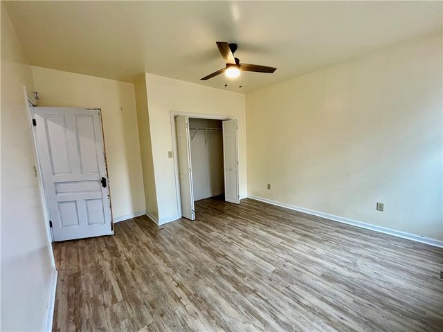 141 Overbeck St, Spring Hill, PA 15212