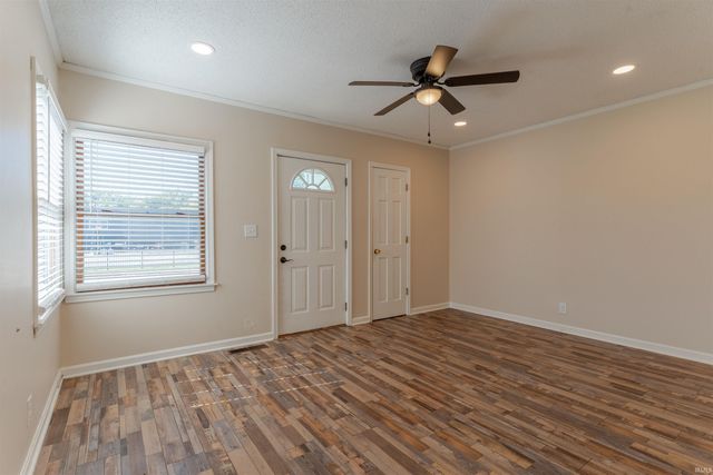 412 Lewis Avenue, Evansville, IN 47714