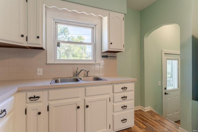 412 Lewis Avenue, Evansville, IN 47714