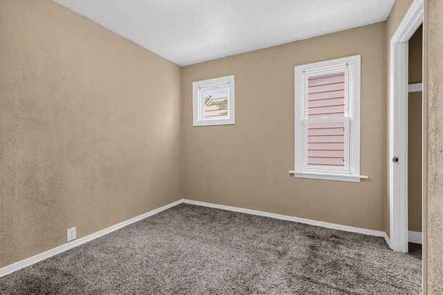 4950 N 19th PLACE, Milwaukee, WI 53209
