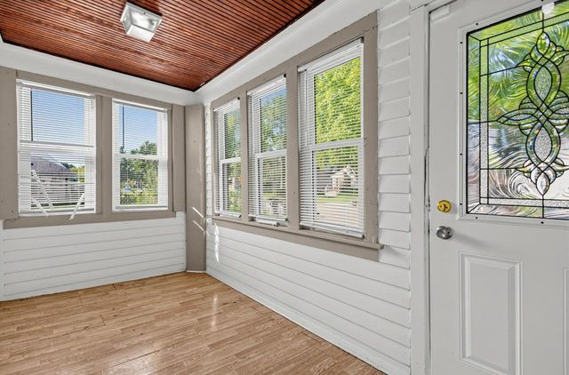 4950 N 19th PLACE, Milwaukee, WI 53209