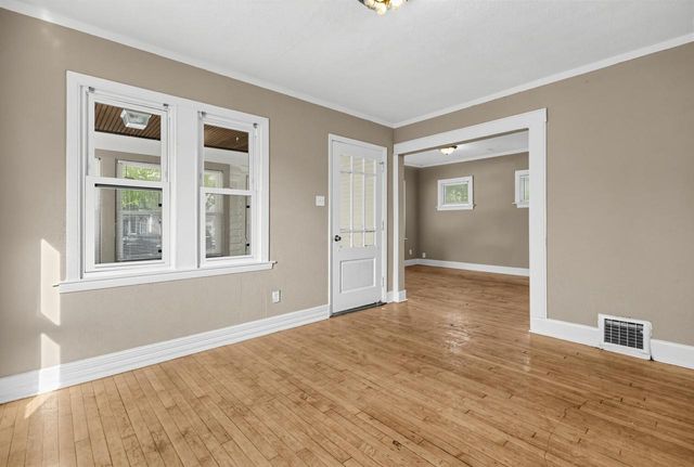 4950 N 19th PLACE, Milwaukee, WI 53209