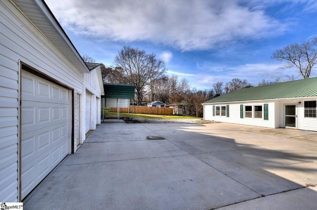 315 Ivydale Drive, Greenville, SC 29609