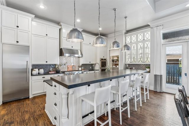 16738 Little Leaf Court, Edmond, OK 73012
