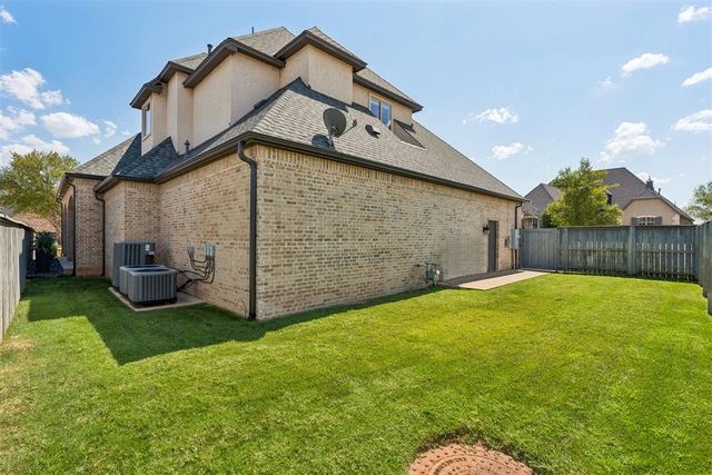 16738 Little Leaf Court, Edmond, OK 73012