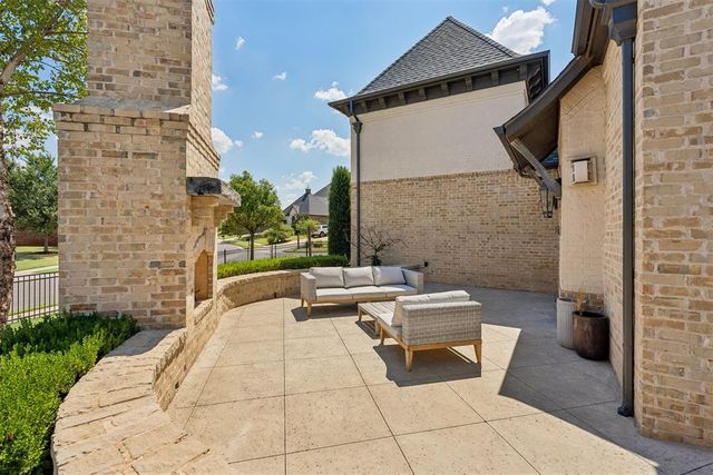 16738 Little Leaf Court, Edmond, OK 73012