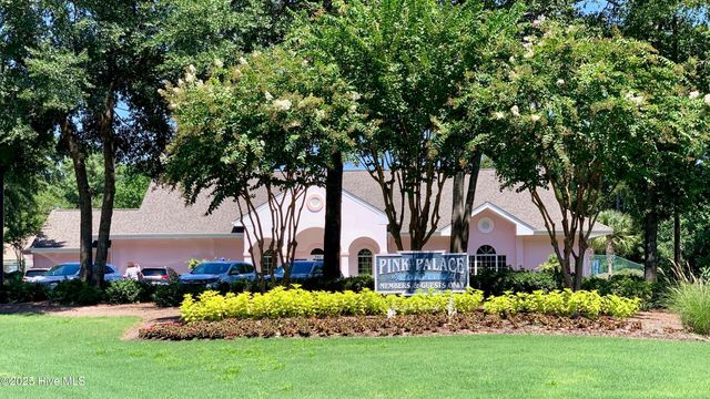 216 Baroney Place Drive, Sunset Beach, NC 28468