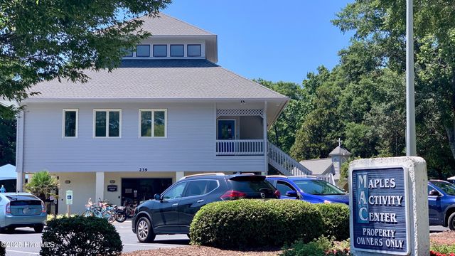 216 Baroney Place Drive, Sunset Beach, NC 28468