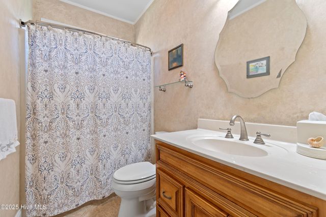 216 Baroney Place Drive, Sunset Beach, NC 28468