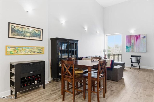 5 Spring Street Unit 402, Saratoga Springs, NY 12866