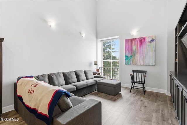 5 Spring Street Unit 402, Saratoga Springs, NY 12866