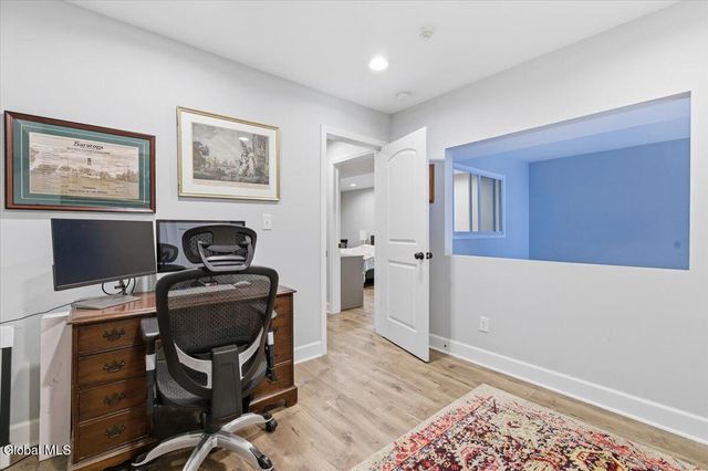 5 Spring Street Unit 402, Saratoga Springs, NY 12866