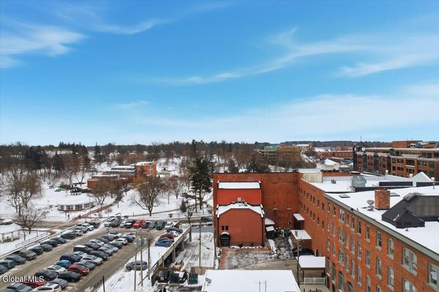 5 Spring Street Unit 402, Saratoga Springs, NY 12866