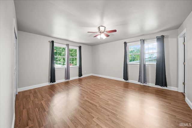 534 Robyn Road, Valparaiso, IN 46385