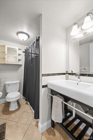 534 Robyn Road, Valparaiso, IN 46385
