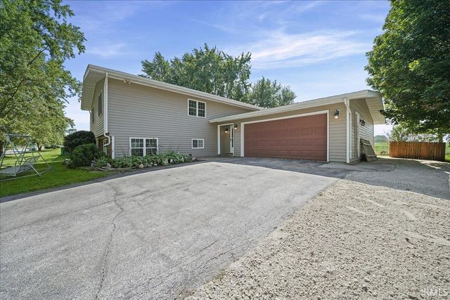 534 Robyn Road, Valparaiso, IN 46385