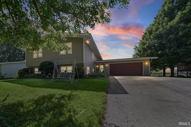 534 Robyn Road, Valparaiso, IN 46385