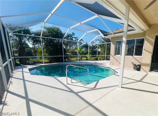 2271 Eaton Lake CT, Lehigh Acres, FL 33973