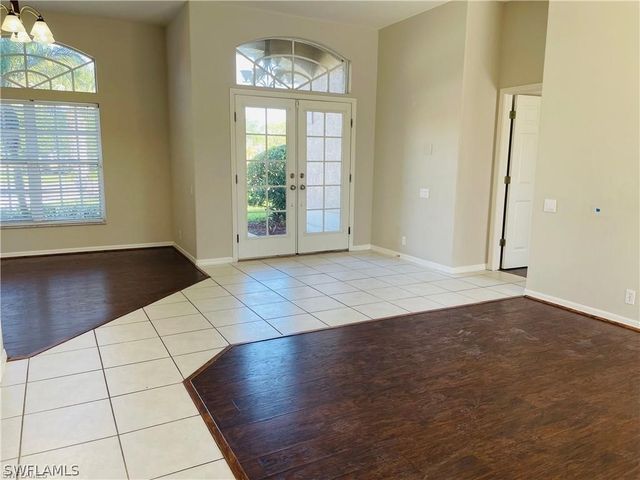 2271 Eaton Lake CT, Lehigh Acres, FL 33973