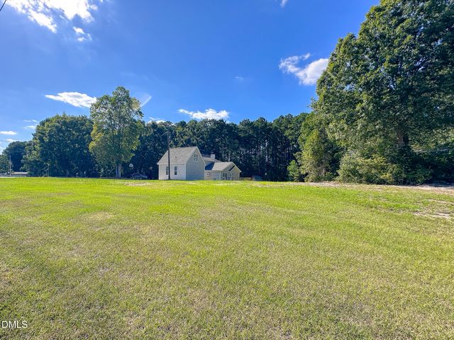422 Old Halifax Road, Louisburg, NC 27549