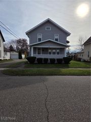 412 E 5th Street, Dover, OH 44622