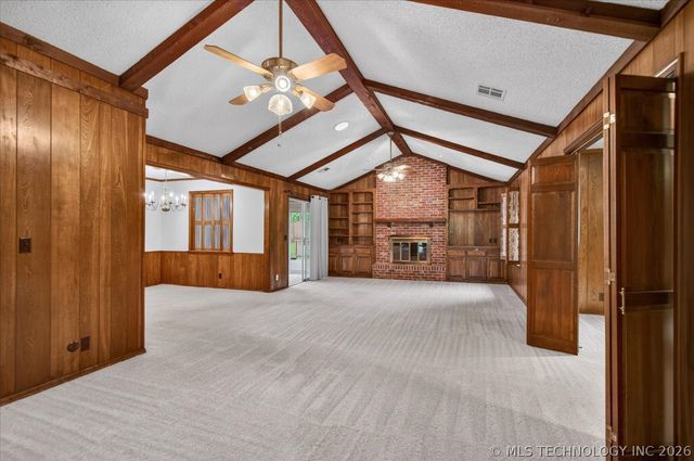 1328 Bynum Road, Bartlesville, OK 74006