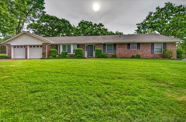 1328 Bynum Road, Bartlesville, OK 74006