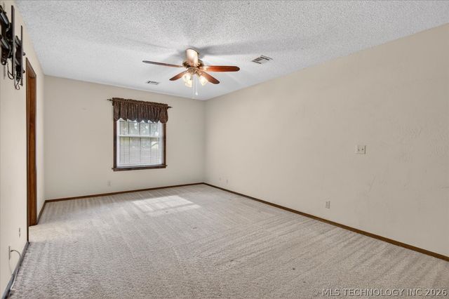 1328 Bynum Road, Bartlesville, OK 74006