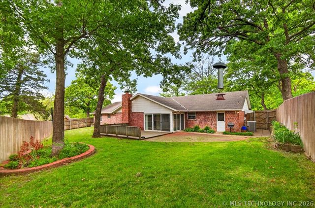 1328 Bynum Road, Bartlesville, OK 74006