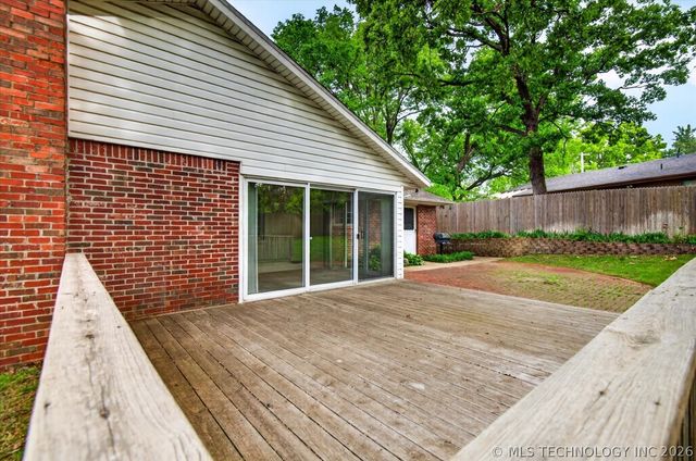 1328 Bynum Road, Bartlesville, OK 74006