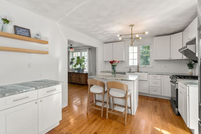 2 Cpl Charles J Mcmahon Dr, Woburn, MA 01801