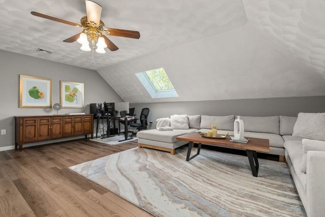 2 Cpl Charles J Mcmahon Dr, Woburn, MA 01801