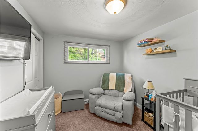 1962 Homestead Duquesne Road, West Mifflin, PA 15122