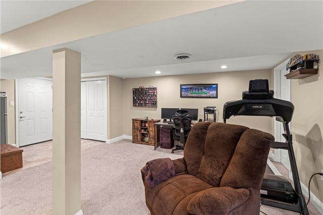 1962 Homestead Duquesne Road, West Mifflin, PA 15122