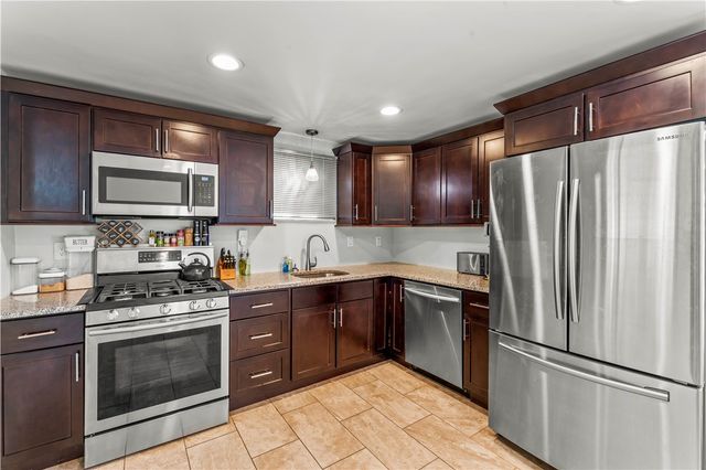1962 Homestead Duquesne Road, West Mifflin, PA 15122