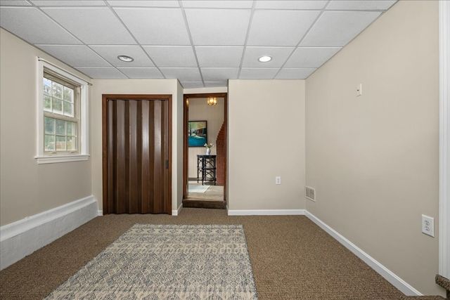 216 Boston Rd, Southborough, MA 01772