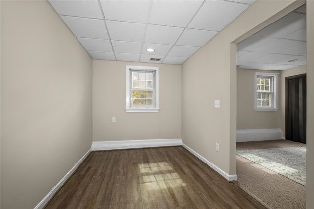 216 Boston Rd, Southborough, MA 01772